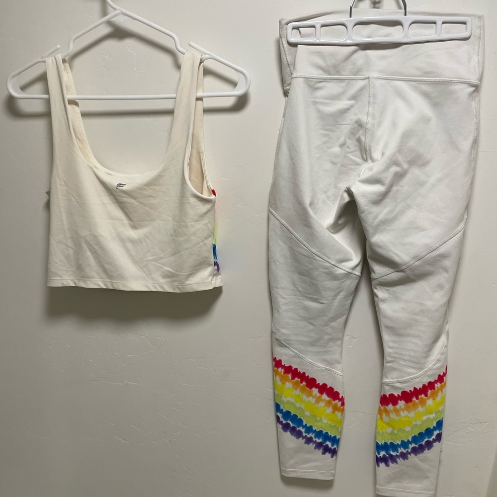 Fabletics But In Bra Tank And Fabletics High Wast… - image 3